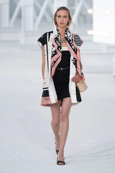 Look 39